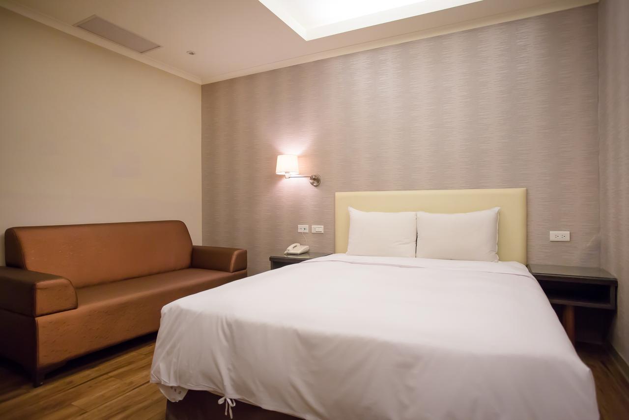 Garden Hotel Тайчжун Экстерьер фото